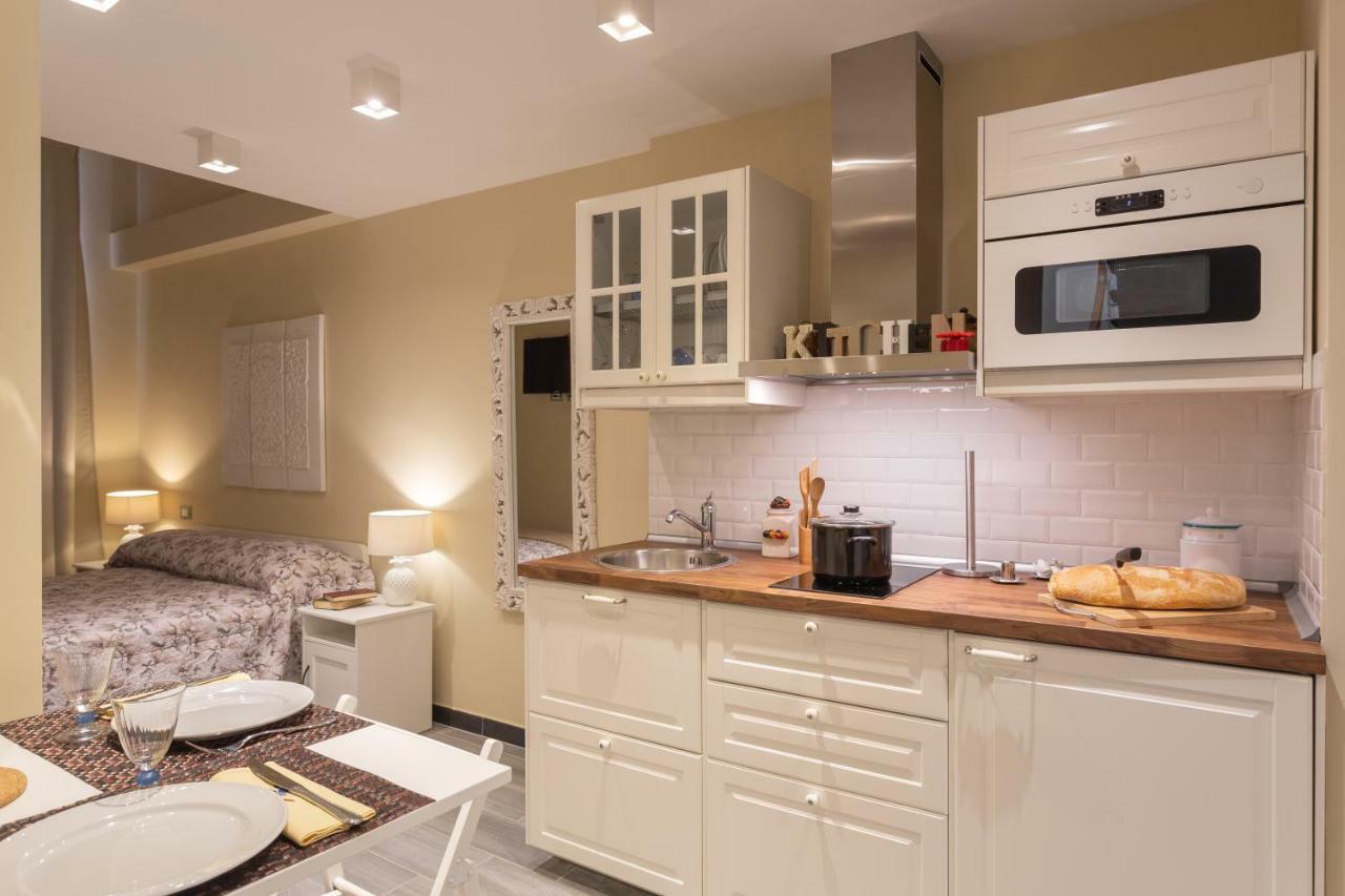 Le Stanze Di Carla! Con Cucina E Bagno Privato Hotel Firenze Bagian luar foto