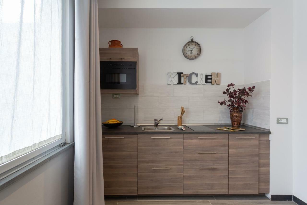 Le Stanze Di Carla! Con Cucina E Bagno Privato Hotel Firenze Bagian luar foto